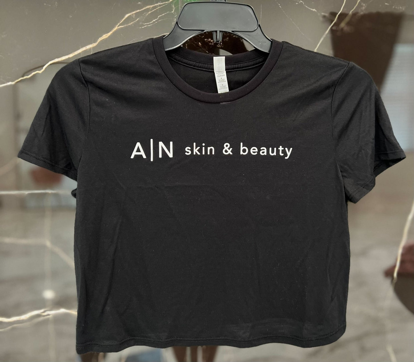 A|N Cropped T-Shirt - AN Skin & Beauty